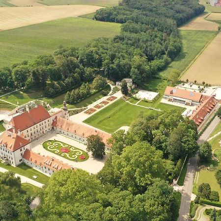 Schloss Thalheim Sankt Poelten Dış mekan fotoğraf