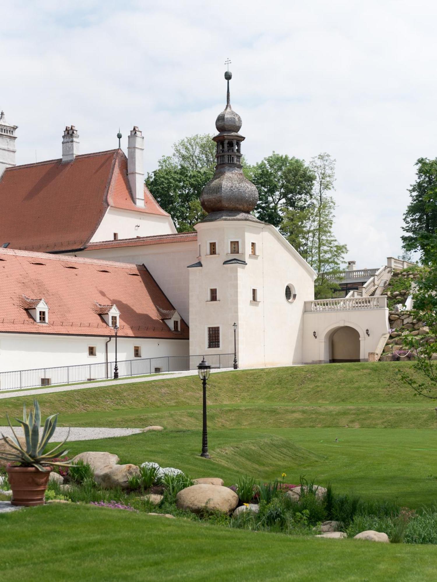 Schloss Thalheim Sankt Poelten Dış mekan fotoğraf