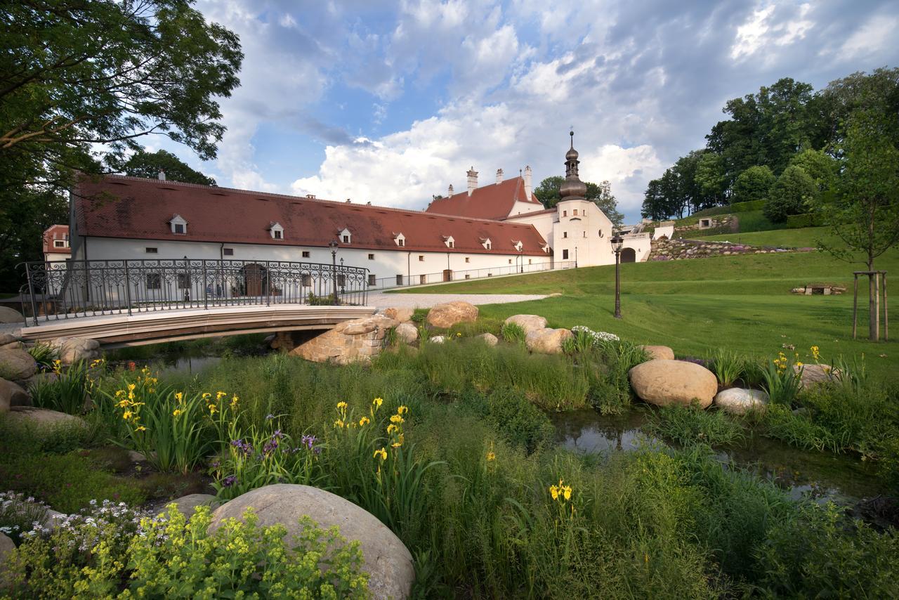 Schloss Thalheim Sankt Poelten Dış mekan fotoğraf